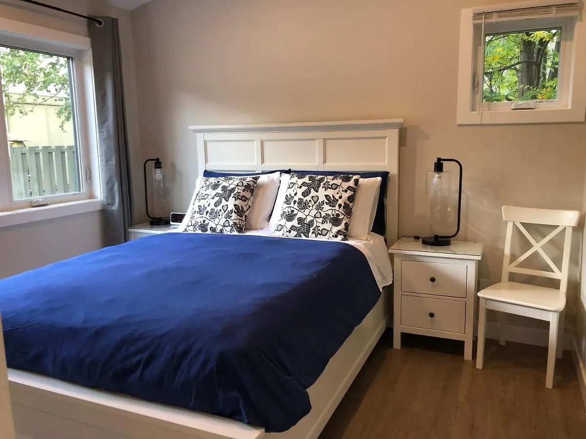Mountain View Bed & Breakfast Banff 0*,  Canada